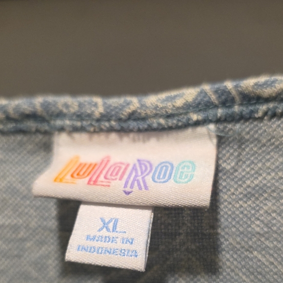 LuLaRoe Light Blue Textured Top - Picture 3 of 3